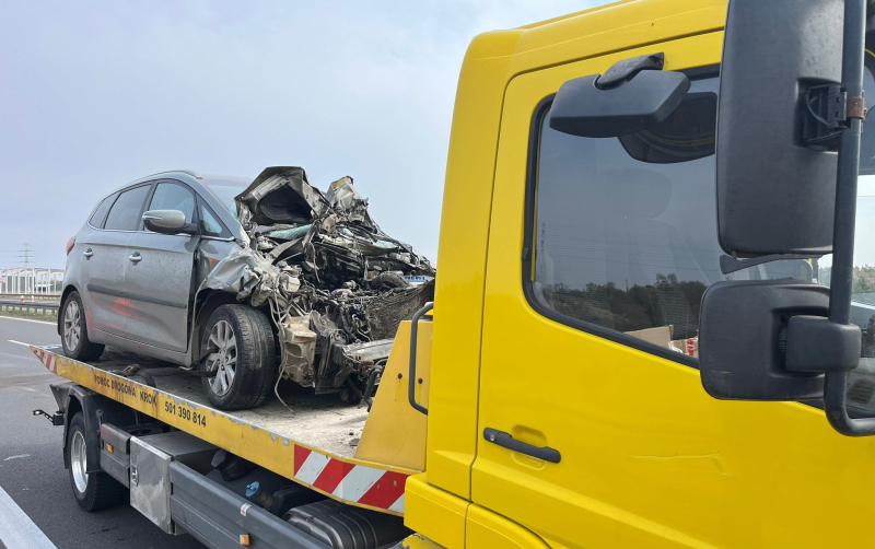 4/5 Wypadek na S3 w Gorzowie. Zderzenie Kii i busa