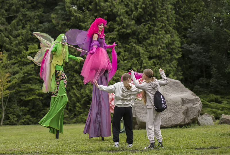 1/8 Majówka w krainie czarów. Wyjątkowy Dzień Bajek w Przelewicach blisko Gorzowa
