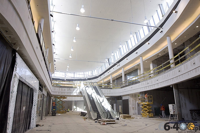 14/44 Gorzów: Nova Park na miesiąc przed otwarciem