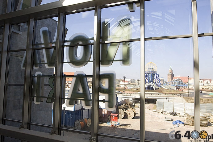 32/44 Gorzów: Nova Park na miesiąc przed otwarciem