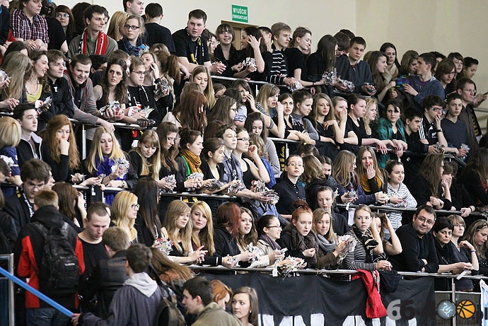 4/82 Wiosenne derby: 1LO - 2LO 3:1