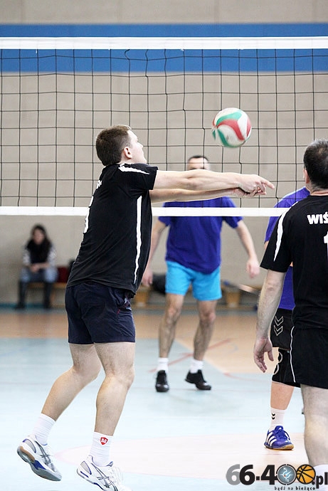 66/82 Wiosenne derby: 1LO - 2LO 3:1