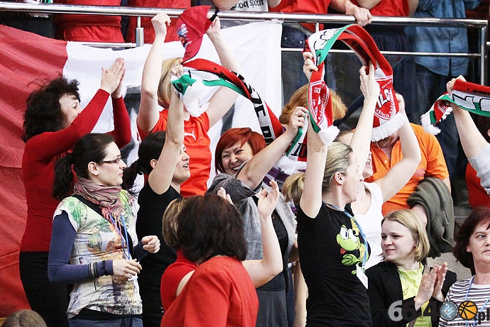 71/82 Wiosenne derby: 1LO - 2LO 3:1