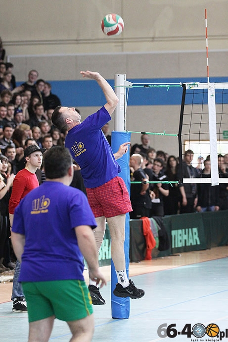 79/82 Wiosenne derby: 1LO - 2LO 3:1