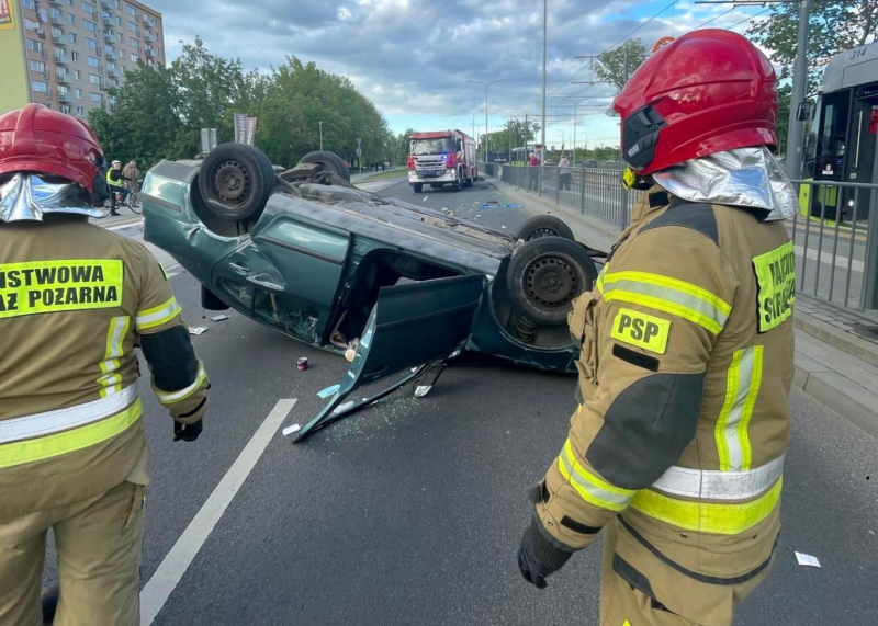 4/10 Wypadek na Walczaka. Zderzenie Skody i Volkswagena