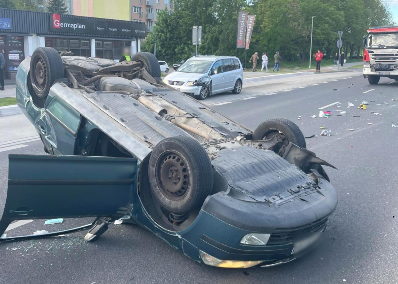 5/10 Wypadek na Walczaka. Zderzenie Skody i Volkswagena