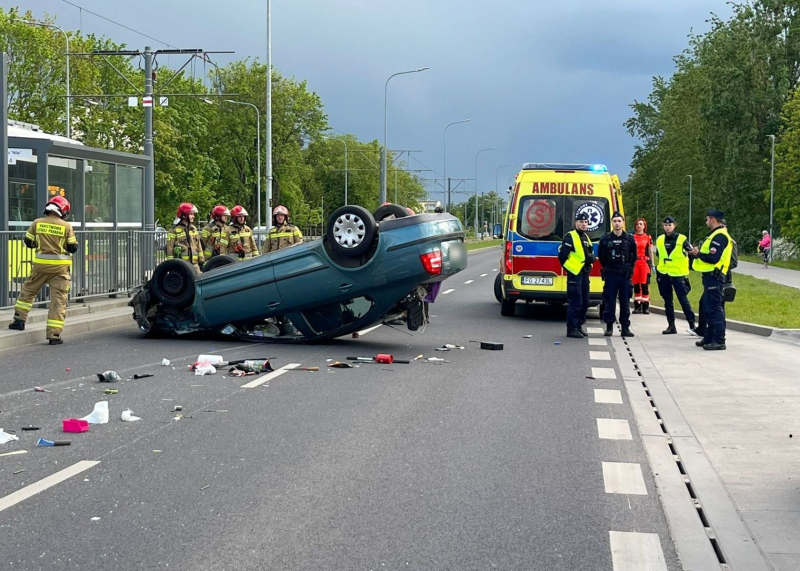 6/10 Wypadek na Walczaka. Zderzenie Skody i Volkswagena
