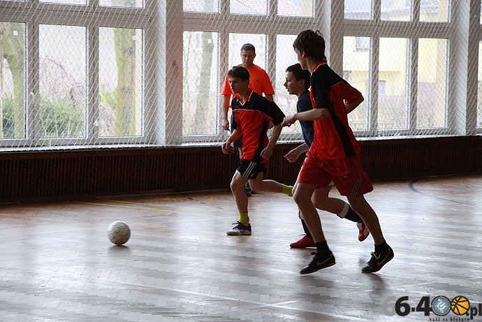 16/17 II Gimnazjalny turniej w piłkę halową o puchar Dyrektora ZS Budowlanych