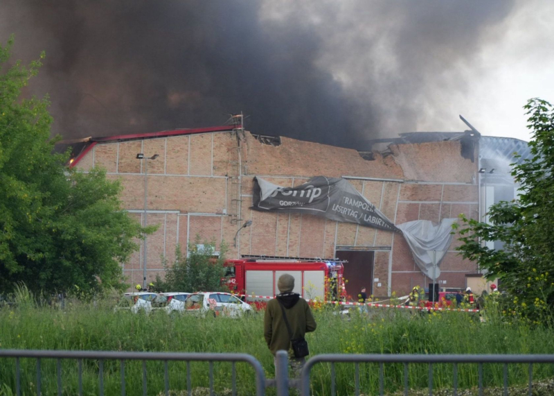 4/19 Pożar hali przy ul. Targowej w Gorzowie
