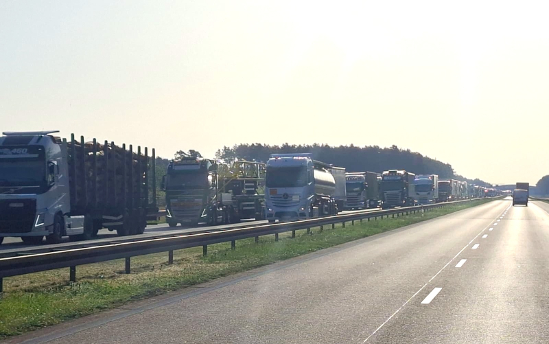 1/5 Ogromne korki na autostradzie A2 w kierunku Świecka