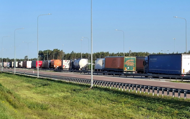 5/5 Ogromne korki na autostradzie A2 w kierunku Świecka
