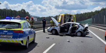 Ford uderzył w bariery na S3