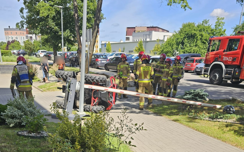 4/7 Wjechała quadem w szlaban na Dowgielewiczowej