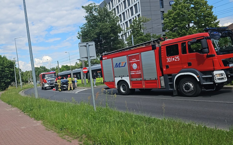 1/4 Zderzenie Forda i tramwaju na Walczaka w Gorzowie