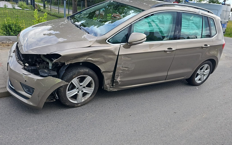 5/6 Wypadek w Kłodawie. Zderzenie Hyundaia i Volkswagena