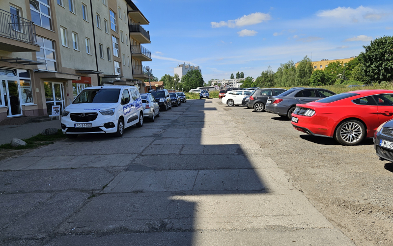 6/8 Betonowe płyty na Siedzikówny-Inki w Gorzowie