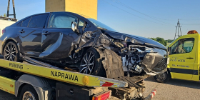 Pijana kierująca rozbiła Audi na Kostrzyńskiej