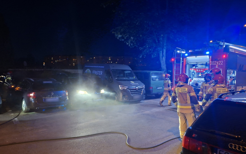 9/16 Podpalenie Renault przy ul. Widok w Gorzowie