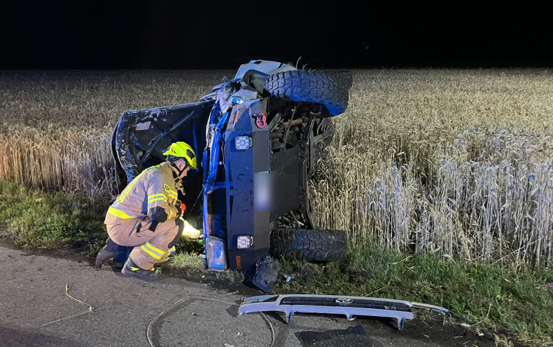 5/8 Dachownie Toyoty w Kłodawie. 18-latek nie miał prawa jazdy