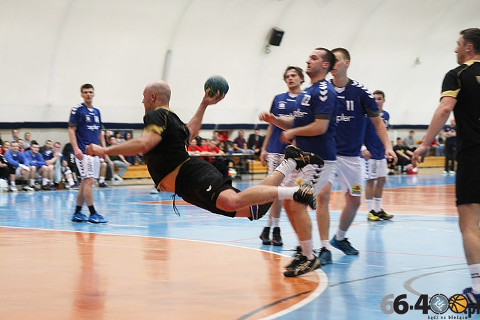 24/47 Zepter AZS UW Warszawa - GSPR Gorzów 35:30 (17:12)