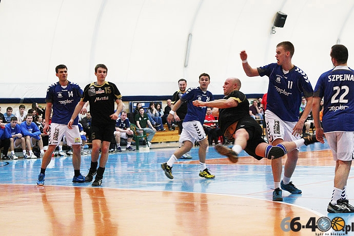 32/47 Zepter AZS UW Warszawa - GSPR Gorzów 35:30 (17:12)