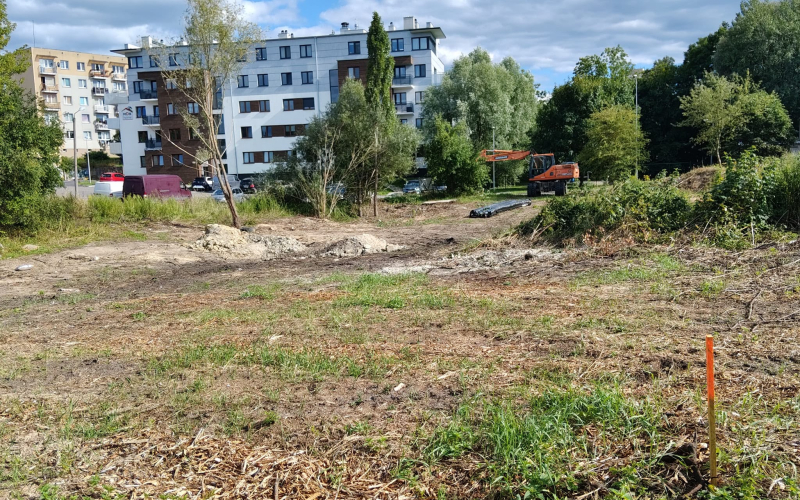 3/4 Budowa Dino na os. Piaski w Gorzowie
