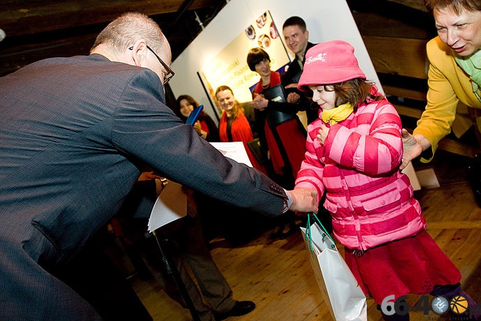 9/37 Gorzów: XXXX Ogólnopolskiego Konkursu Pisanek im. Michała Kowalskiego