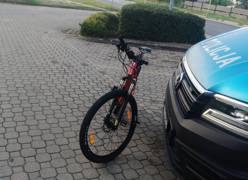 1/3 Kierujący Hondą potrącił 17-letniego rowerzystę na Żwirowej