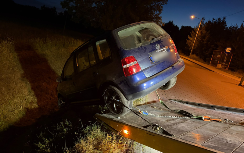 2/5 Pijany kierowca Volkswagena wjechał do rowu na Sulęcińskiej