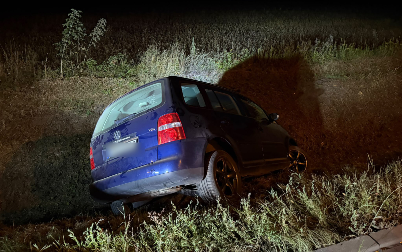 3/5 Pijany kierowca Volkswagena wjechał do rowu na Sulęcińskiej