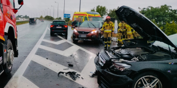 Zderzenie Mercedesa i Puegeota na S3