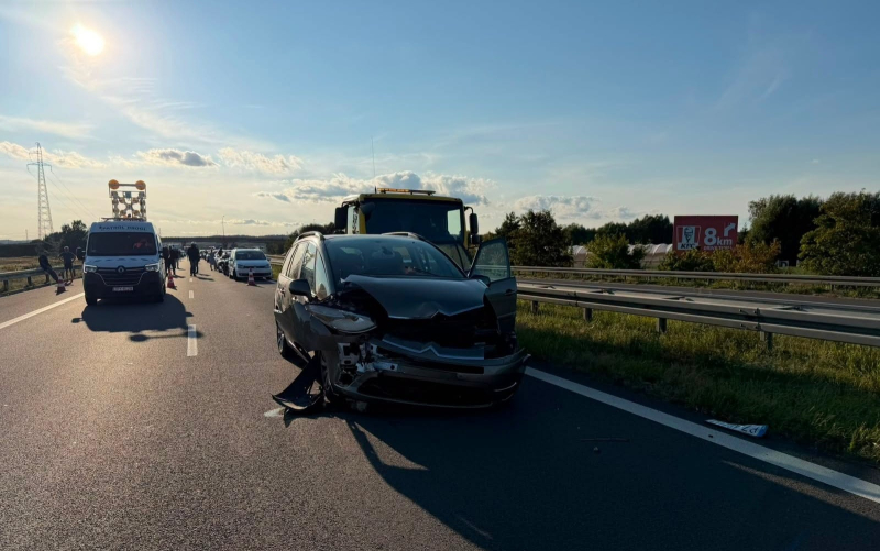 2/5 Zderzenie dwóch Volkswagenów i Citroena na 87 km S3
