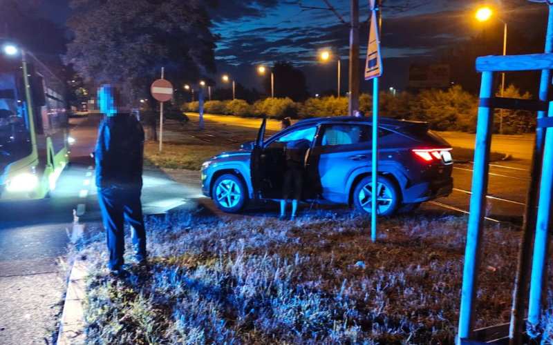 3/4 Zderzenie Hyundaia i autobusu MZK na Al. 11 Listopada
