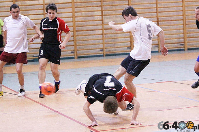 12/22 Puchar Firm XXI edycja: Primo S.C. - www.66-400.pl 4:4