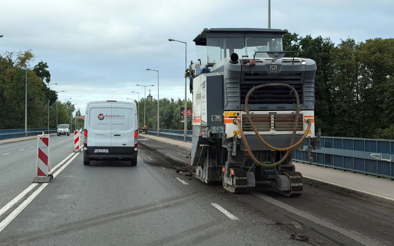 4/6 Frezowanie asfaltu na moście Lubuskim w Gorzowie