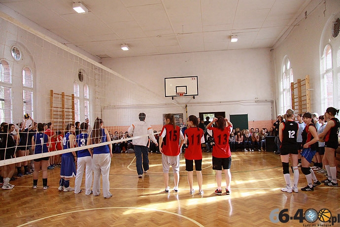 4/13 Gorzów: Turniej piłki siatkowej o puchar Dyrektora Zespołu Szkół Ekonomicznych
