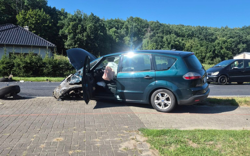 4/5 Czołówka Volkswagena i Forda w Bogdańcu