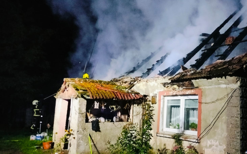1/5 Pożar domu jednorodzinngo w Roszkowicach