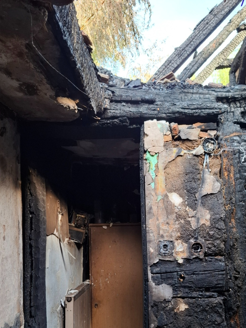 3/10 Rodzina z Roszkowic straciła dach nad głową