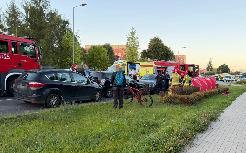1/3 Wypadek na Dekerta w Gorzowie. Kierowca Volkswagena był reanimowany