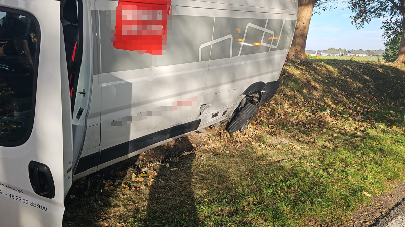 1/5 Wypadek na DW130. Czołówka busa i Seata