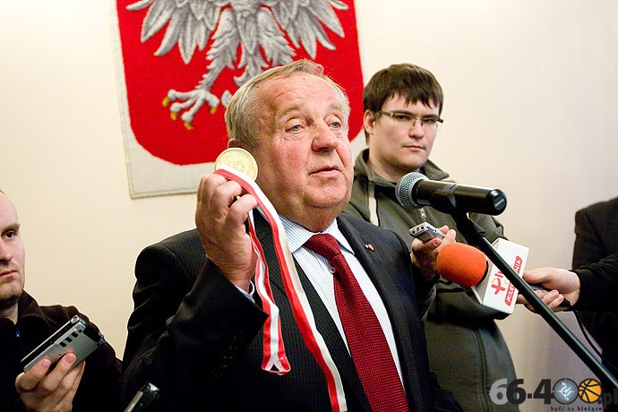 16/18 Gorzów: Pożegnanie prezesa Komarnickiego