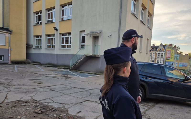 7/8 Policyjne patrole przed szkołami w Gorzowie