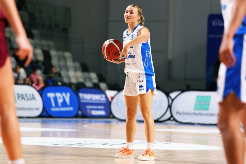 4/15 AZS AJP Gorzów - Artego Bydgoszcz 84:55