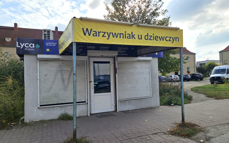 3/5 Zlikwidowane automaty w dawnym warzywniaku na Matejki