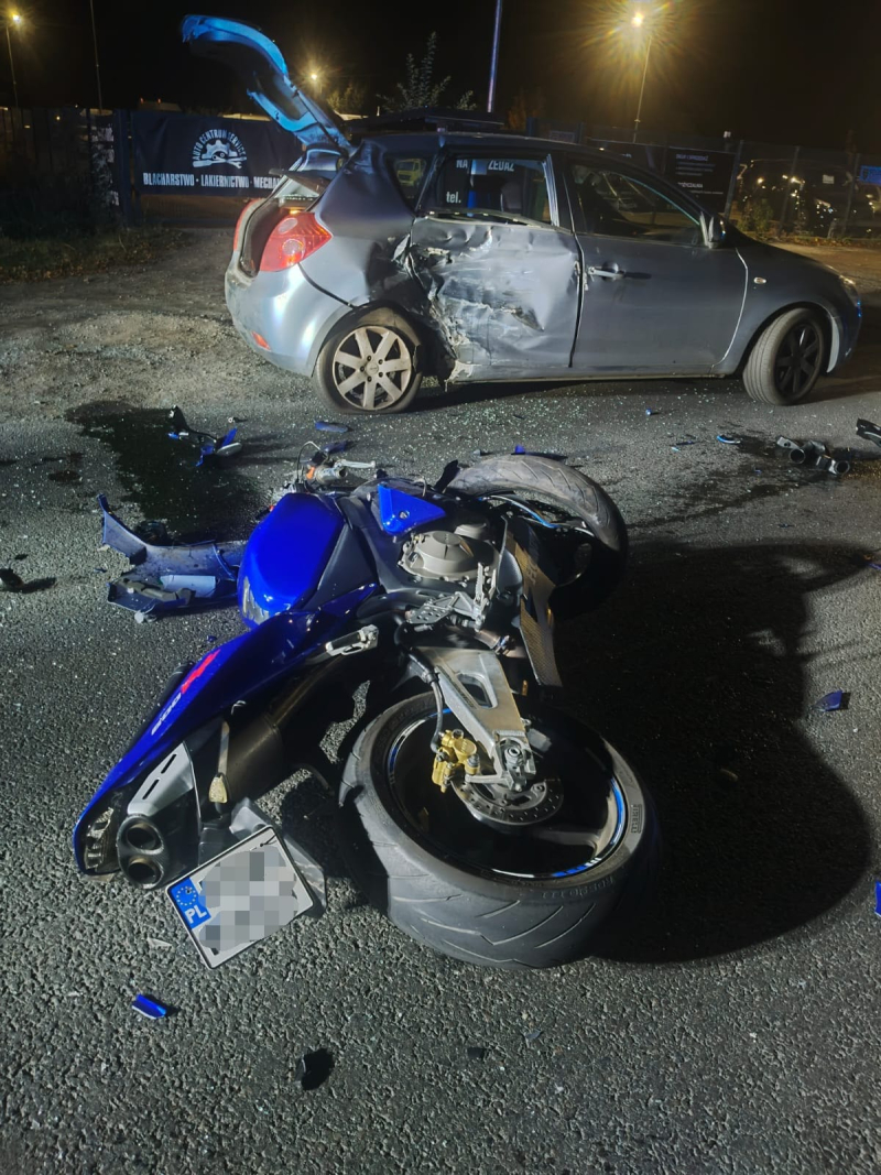 2/5 Śmiertelny wypadek motocyklisty na Kostrzyńskiej. Nie żyje policjant