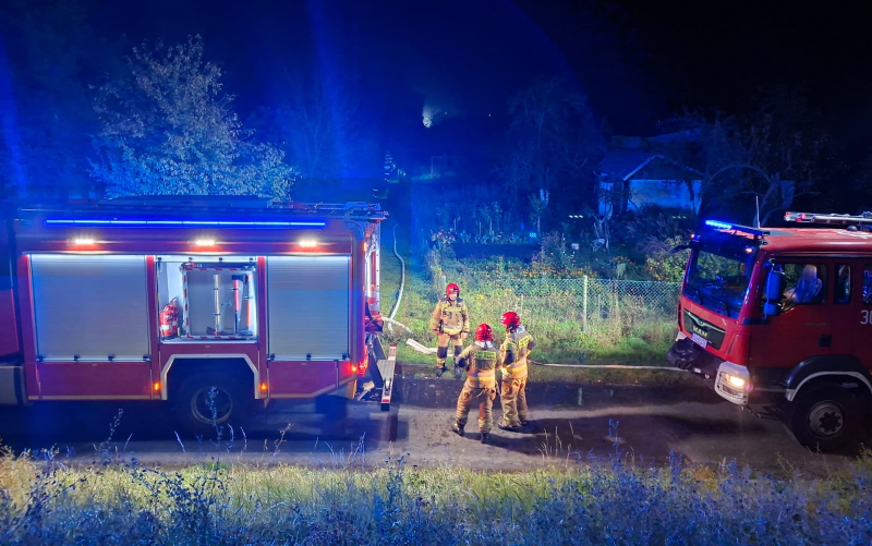 11/11 Pożar altanki na ogródkach działkowych na Śląskiej