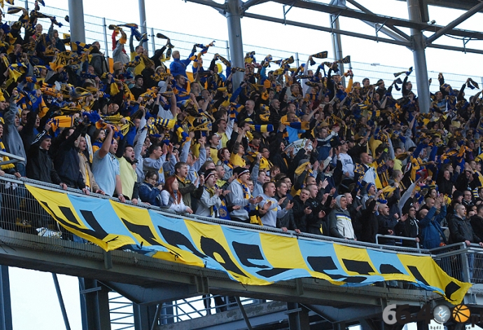 18/26 Stal Gorzów - Unibax Toruń 57:33