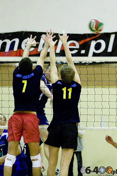 8/45 GALPS: Finał: AWF Bulwar Pub - Kozaryn Spedycja 3:1