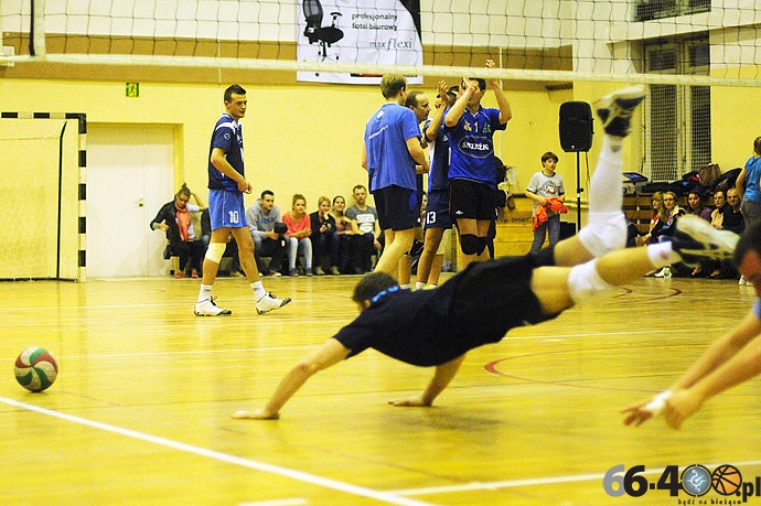 36/45 GALPS: Finał: AWF Bulwar Pub - Kozaryn Spedycja 3:1